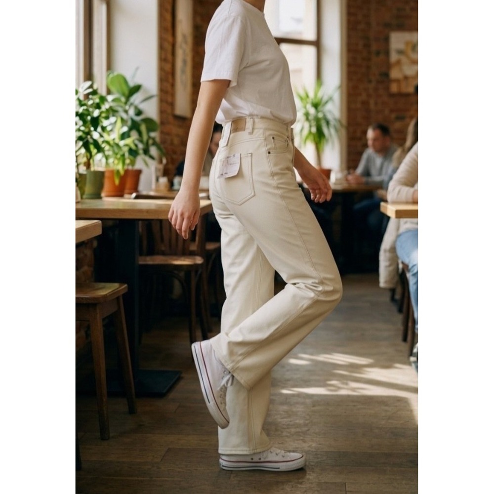 Seven7 Jeans Women's Size 12 Slim Straight Jean Cream Denim High Rise Pants